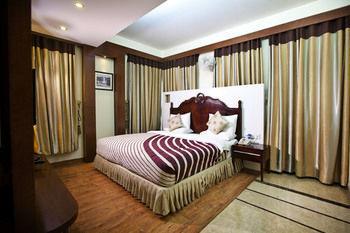 Oyo Premium Pitampura Hotel New Delhi Luaran gambar